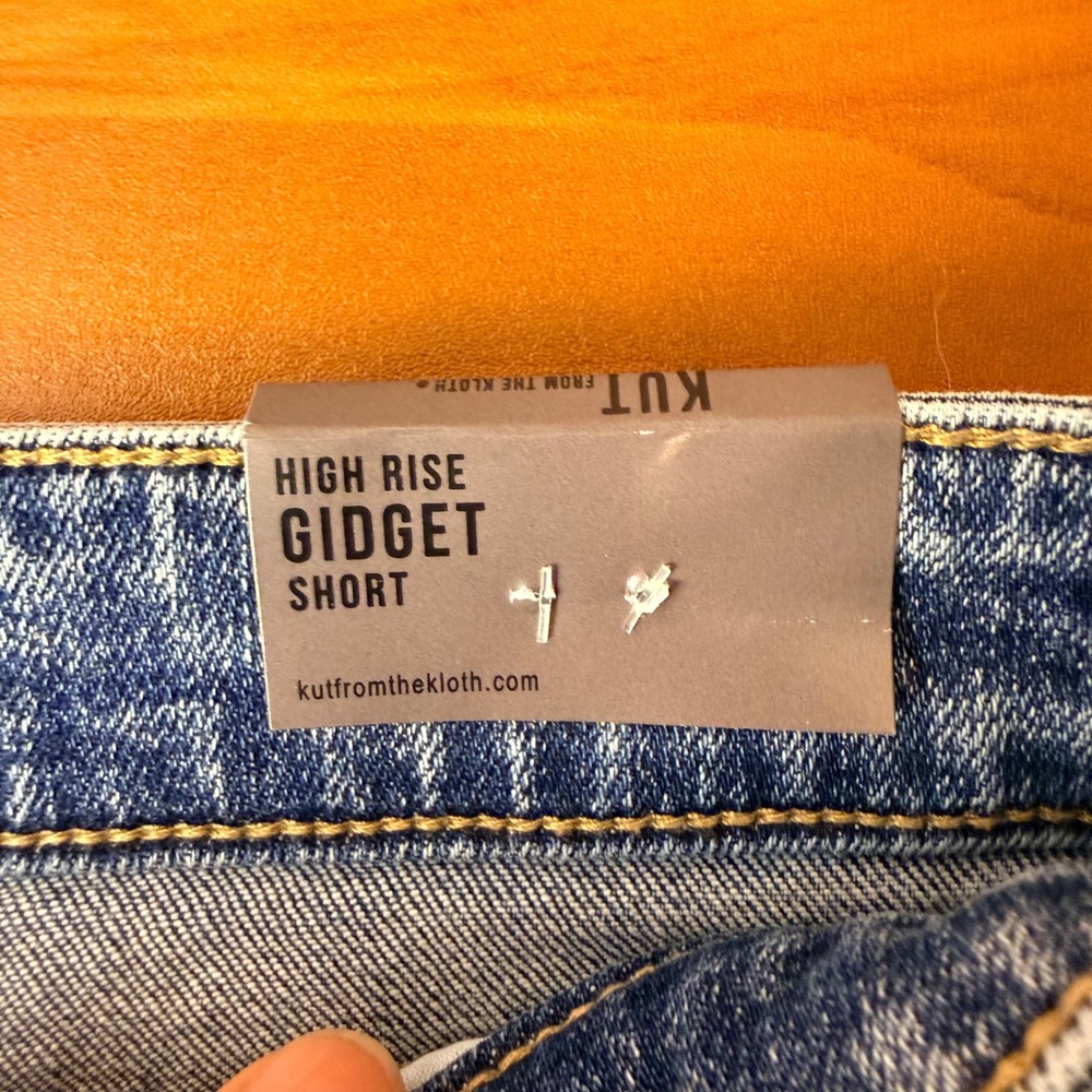 Kut from the Kloth Gidget High Rise Denim Shorts Traveler Blue 12 KS1266MA2 - Picture 3 of 13
